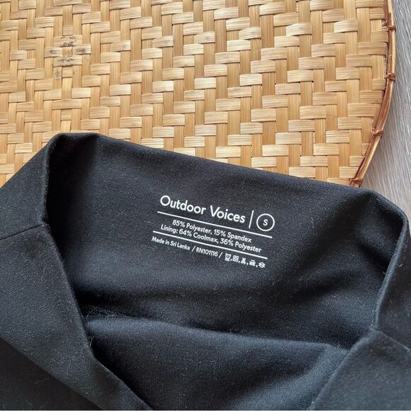 Outdoor voices black 5” biker shorts women’s size S - Picture 4 of 6